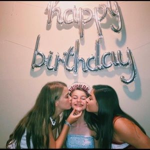 Meet your Posher, Alana